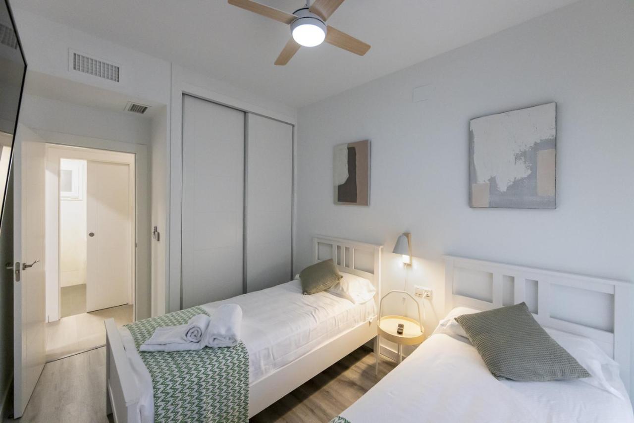 Homity Holidays - Playa Granada - Marina Golf Motril Ngoại thất bức ảnh