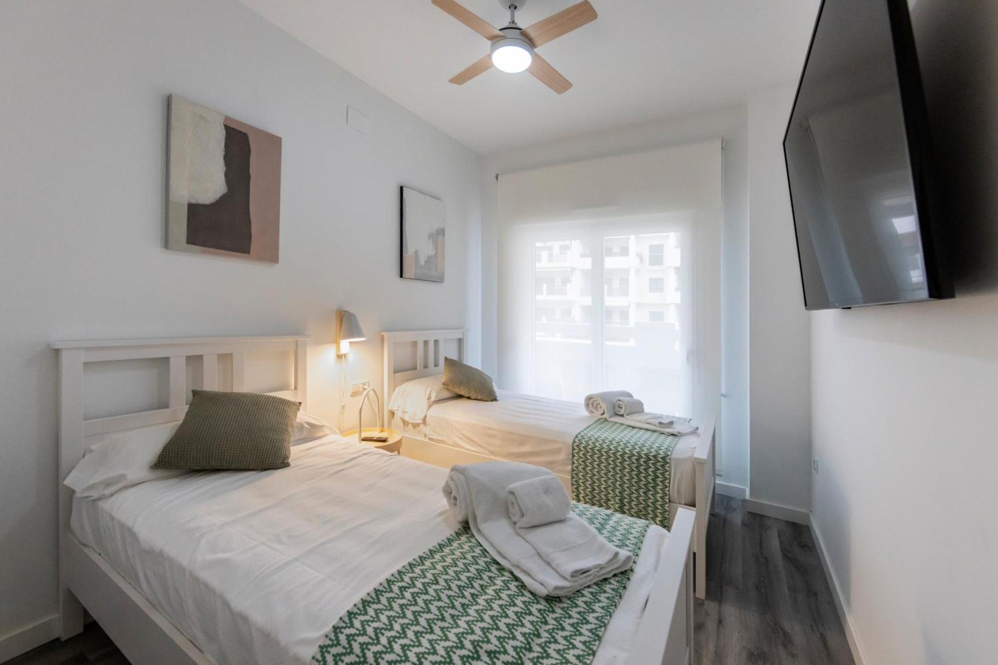 Homity Holidays - Playa Granada - Marina Golf Motril Ngoại thất bức ảnh